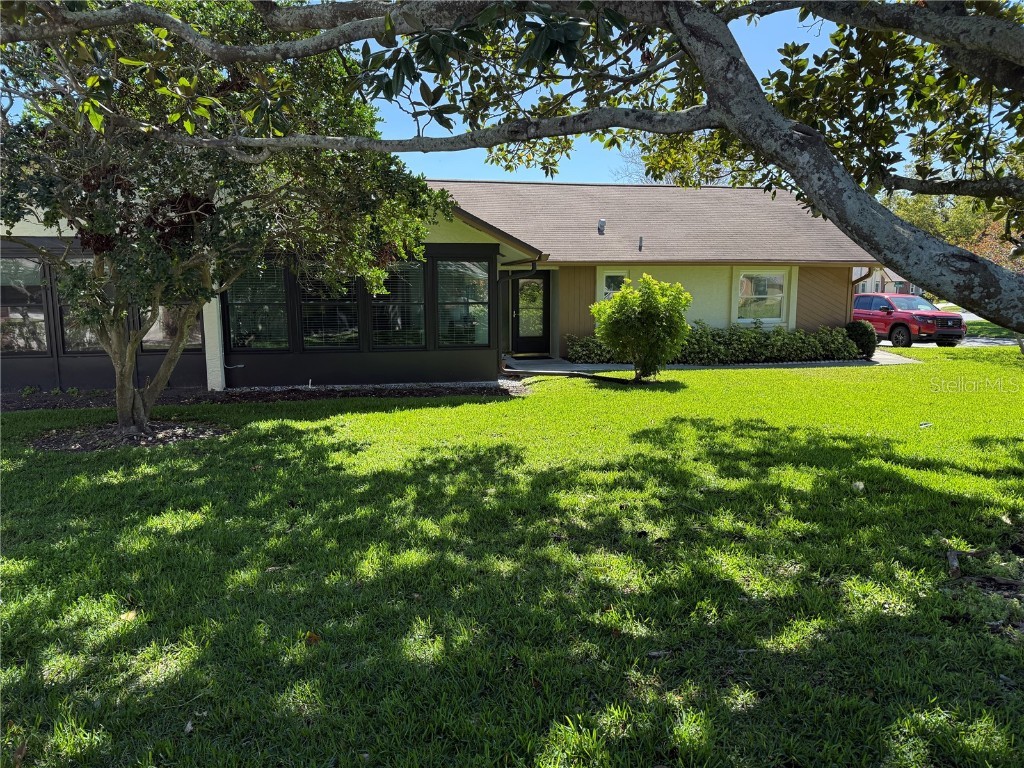 1336 Stonehaven Lane Dunedin FL 34698 TB8346463 image1