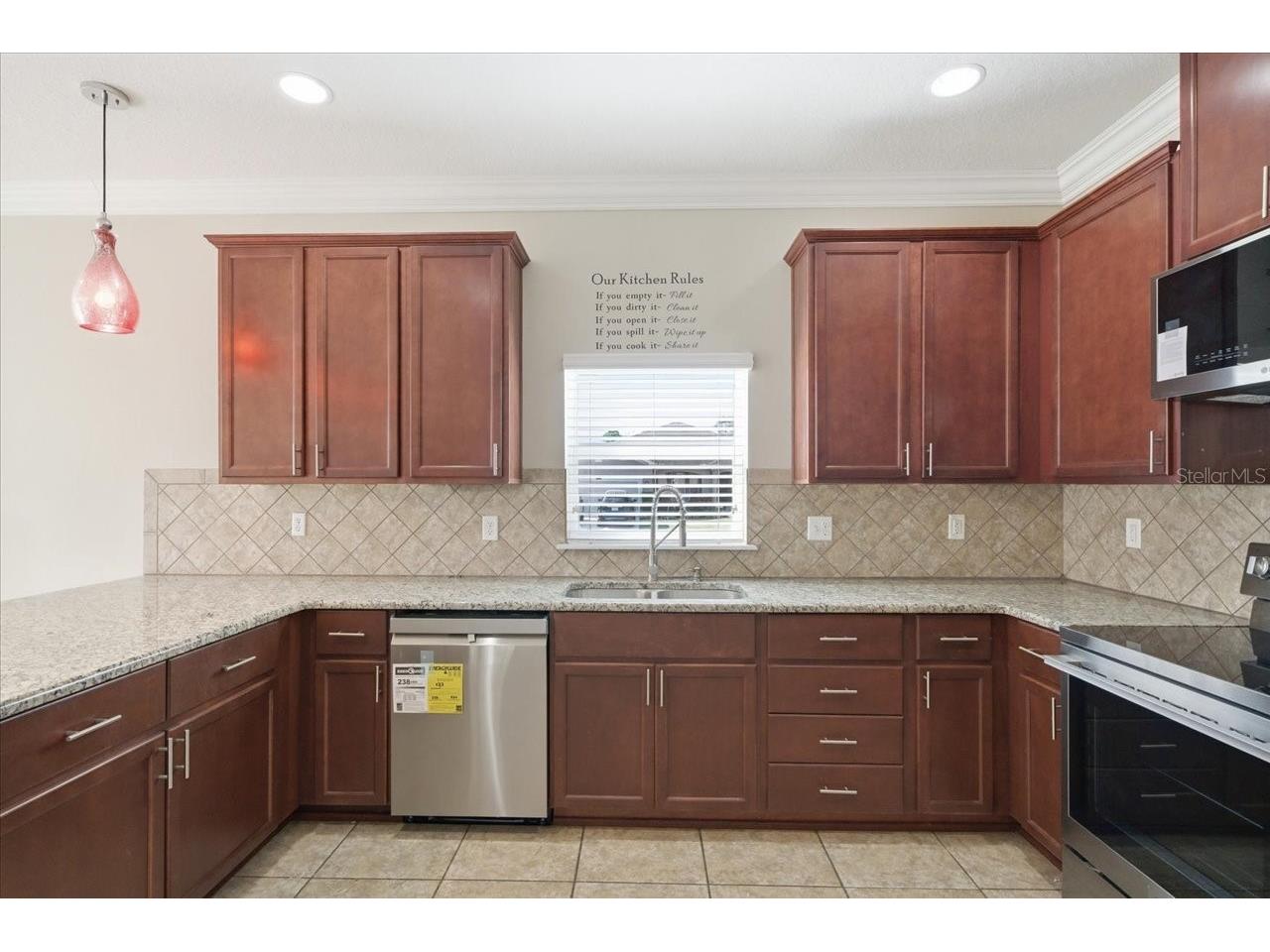 13366 Barkingside Place Spring Hill FL 34609 W7882327 image13