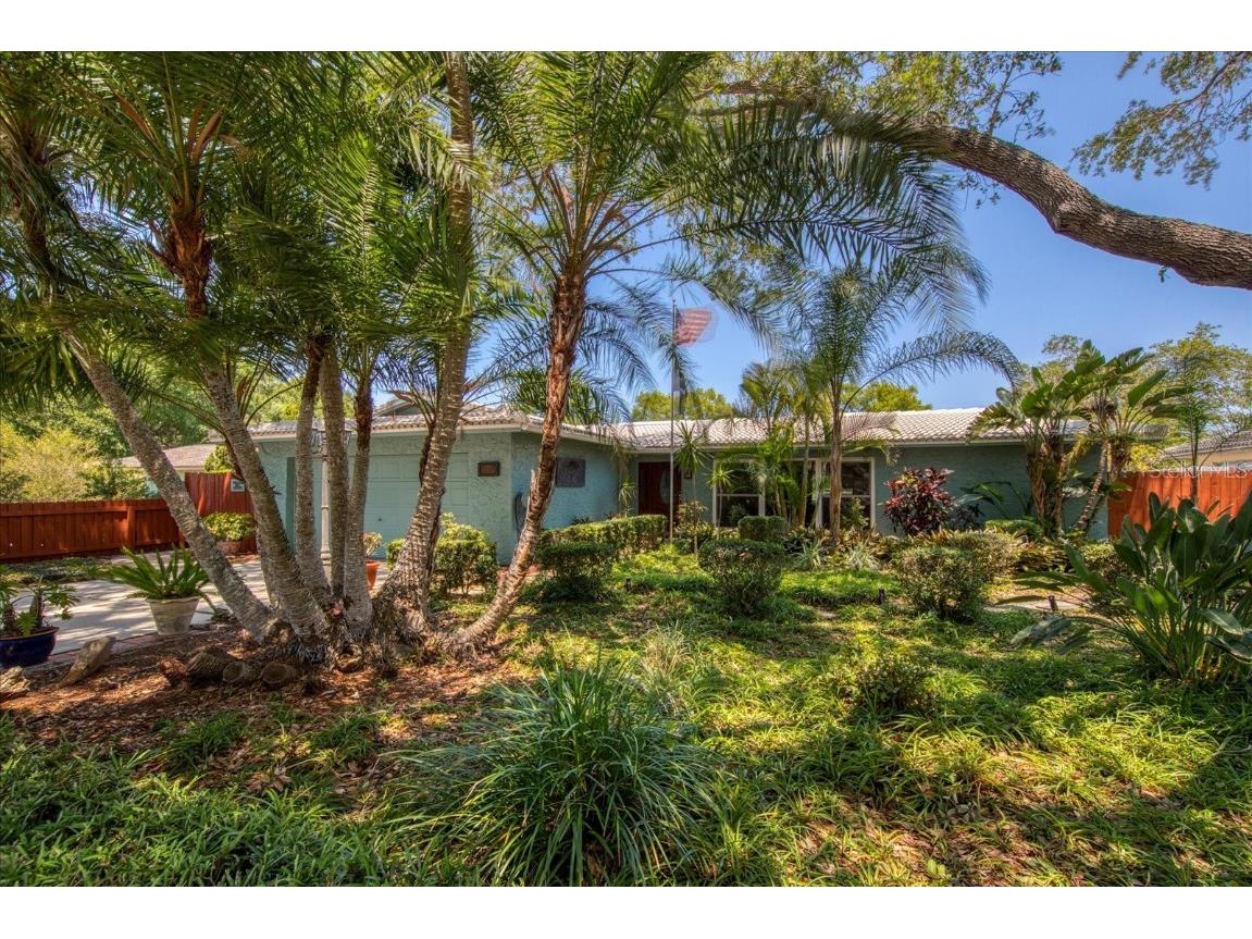 13371 88th Place Seminole FL 33776 U8199988 image1