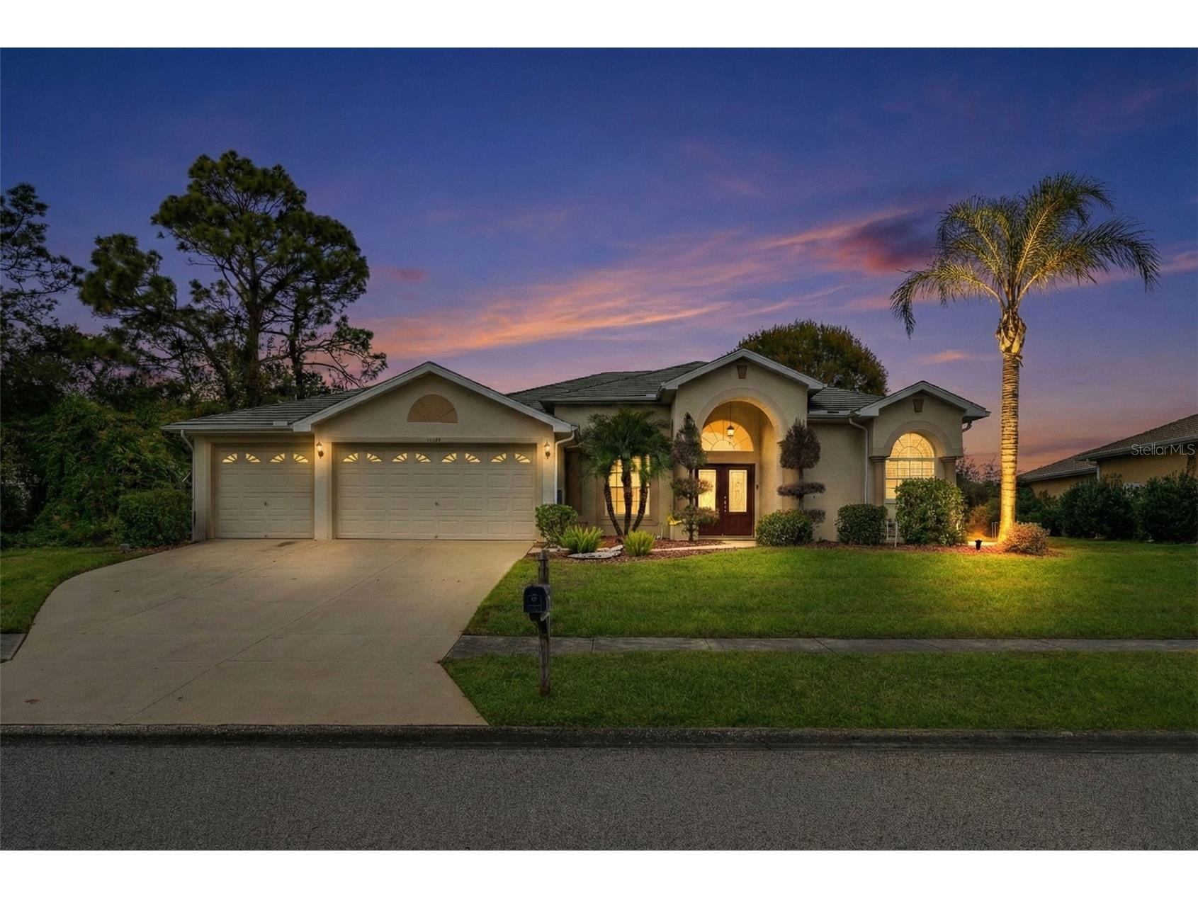 13375 Newcastle Avenue Spring Hill FL 34609 W7881356 image1