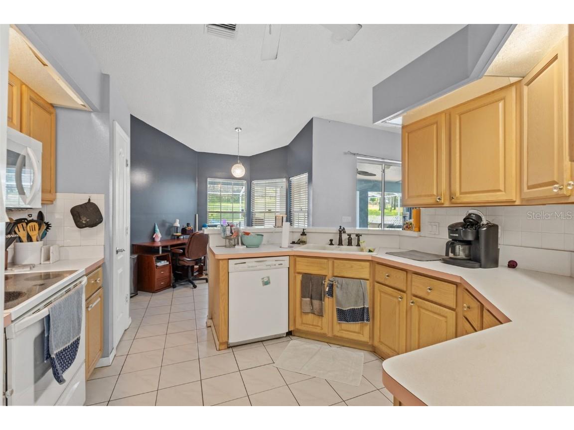 13377 Elise Lane Spring Hill FL 34609 W7877983 image10