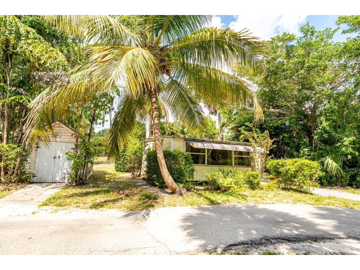 13377 S Indian River Dr Jensen Beach FL 34957 - INDIAN RIVER O6364681 image24