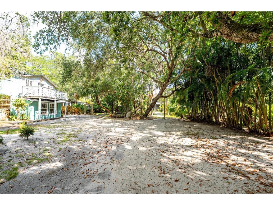 13377 S Indian River Dr Jensen Beach FL 34957 - INDIAN RIVER O6364681 image34