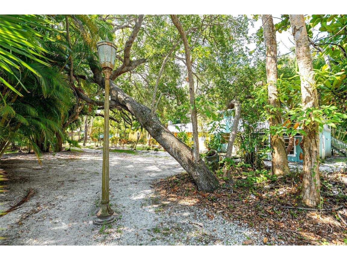 13377 S Indian River Dr Jensen Beach FL 34957 - INDIAN RIVER O6365839 image26