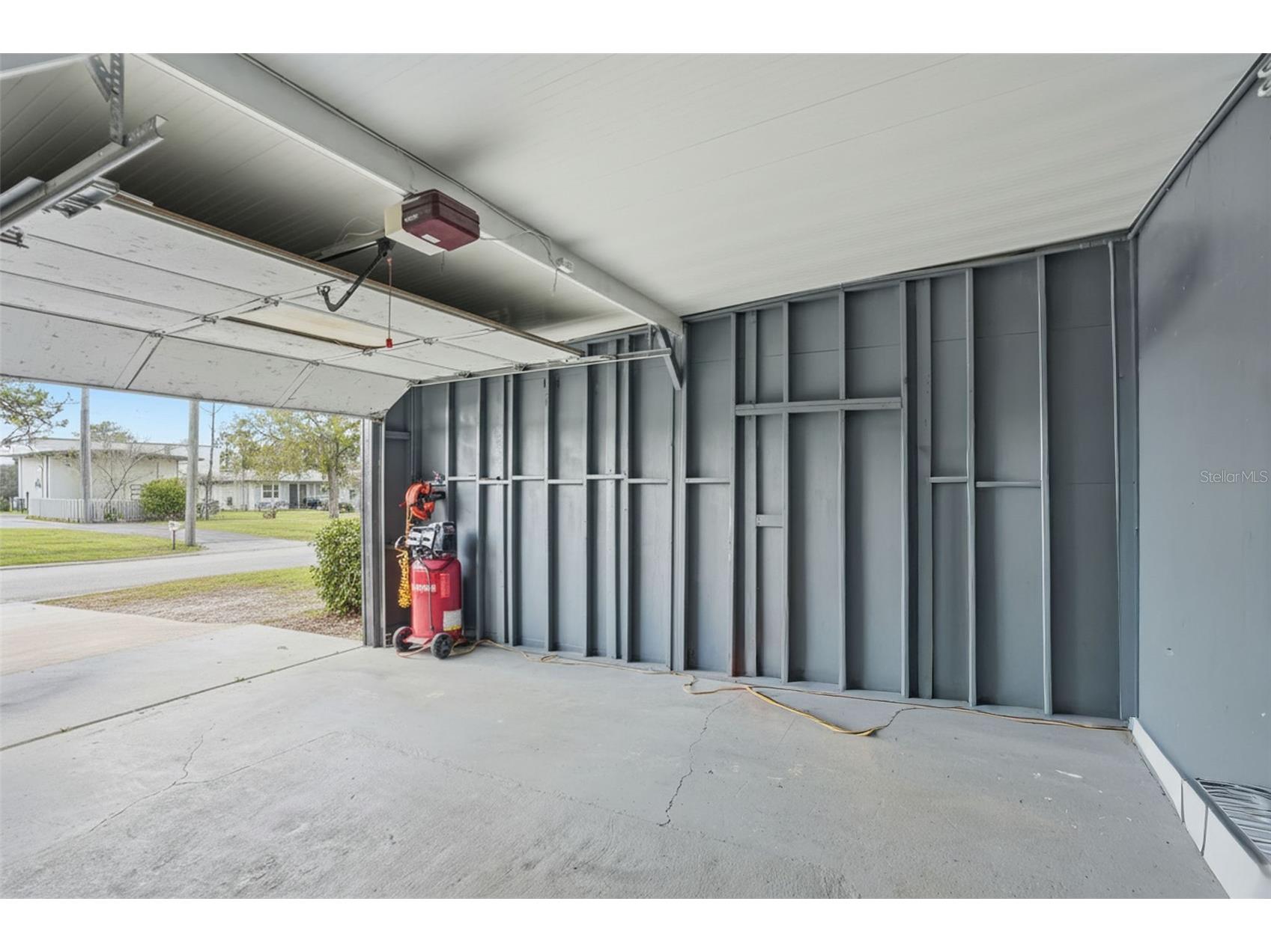 13379 Chambord Street Brooksville FL 34613 W7883796 image8