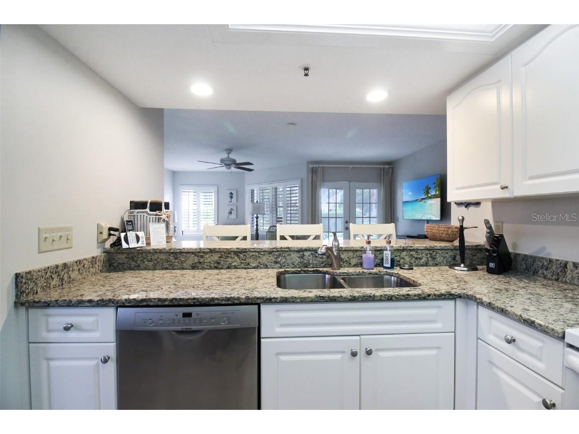 1338 Siesta Bayside Drive #1338-C Sarasota FL 34242 A4592999 image12