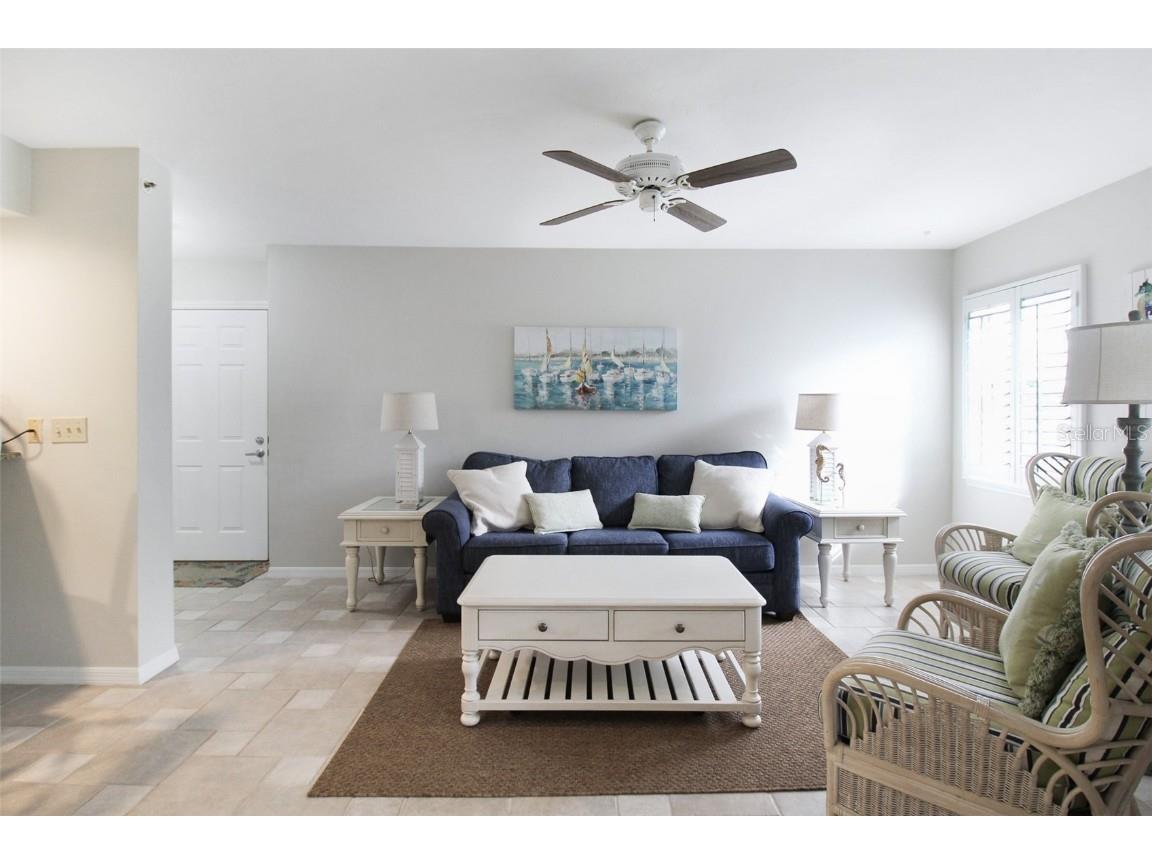 1338 Siesta Bayside Drive #1338-C Sarasota FL 34242 A4592999 image15