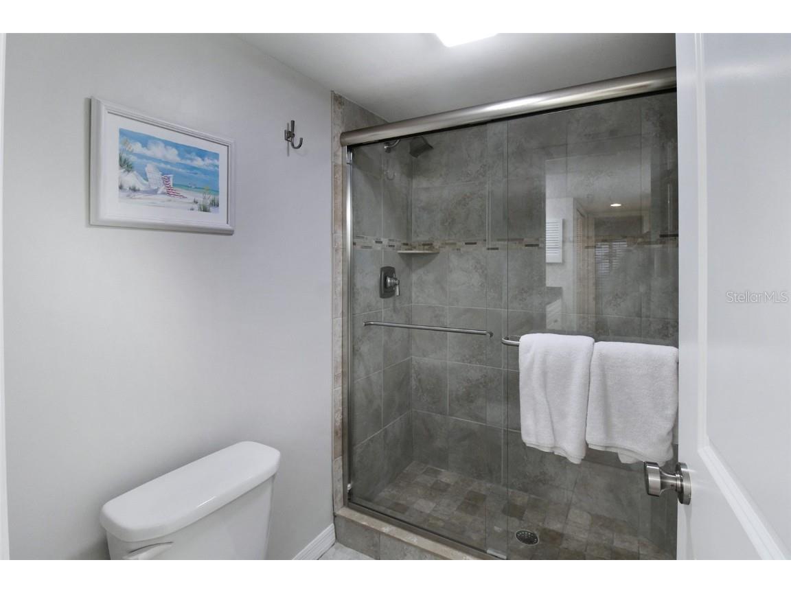 1338 Siesta Bayside Drive #1338-C Sarasota FL 34242 A4592999 image29