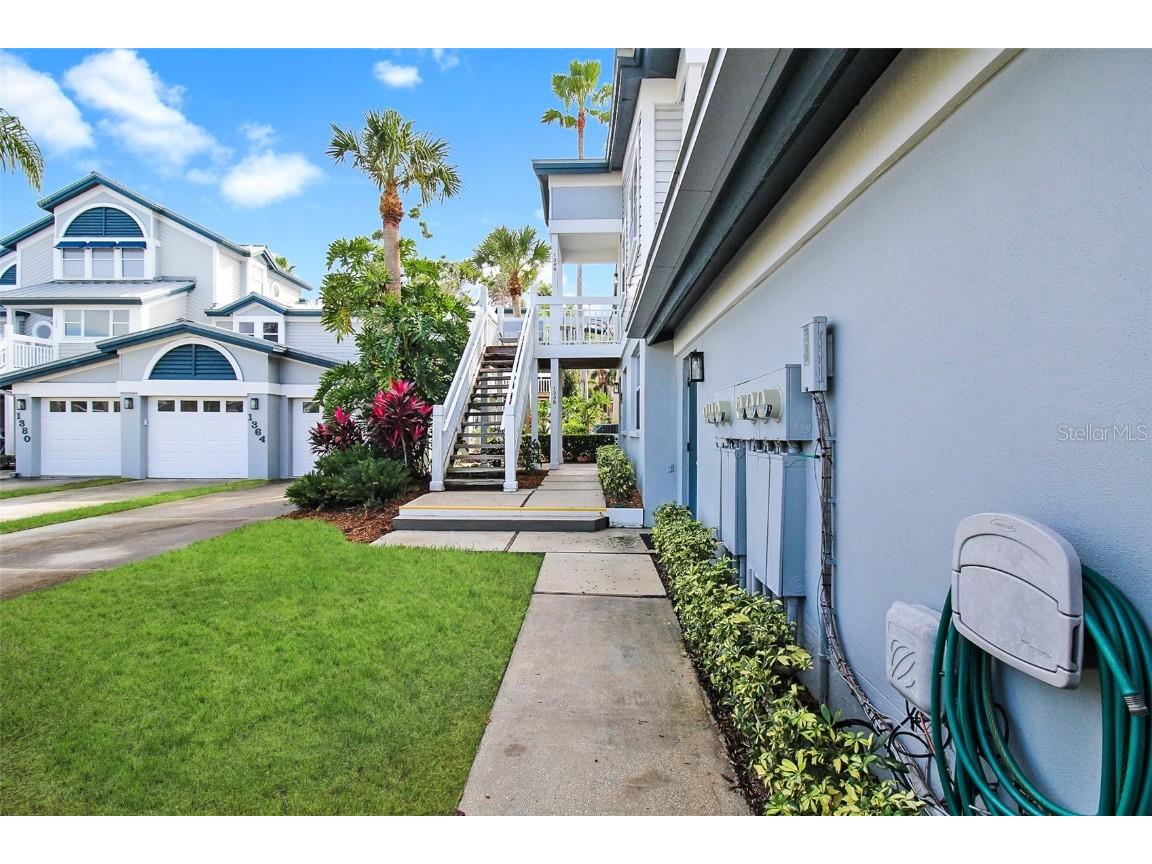 1338 Siesta Bayside Drive #1338-C Sarasota FL 34242 A4592999 image3