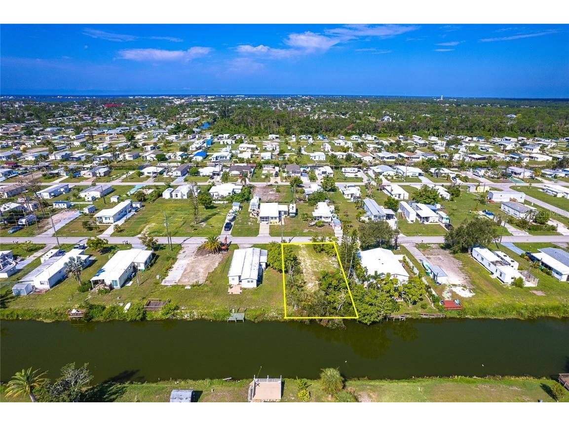 1339 Flamingo Drive Englewood FL 34224 D6132688 image1