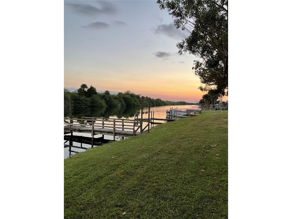 1339 Old Lakeport Road #11B Moore Haven FL 33471 - LAKE OKEECHOBEE OK225745 image24