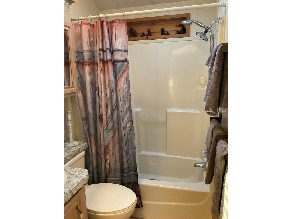 1339 Old Lakeport Road #11B Moore Haven FL 33471 - LAKE OKEECHOBEE OK225745 image7