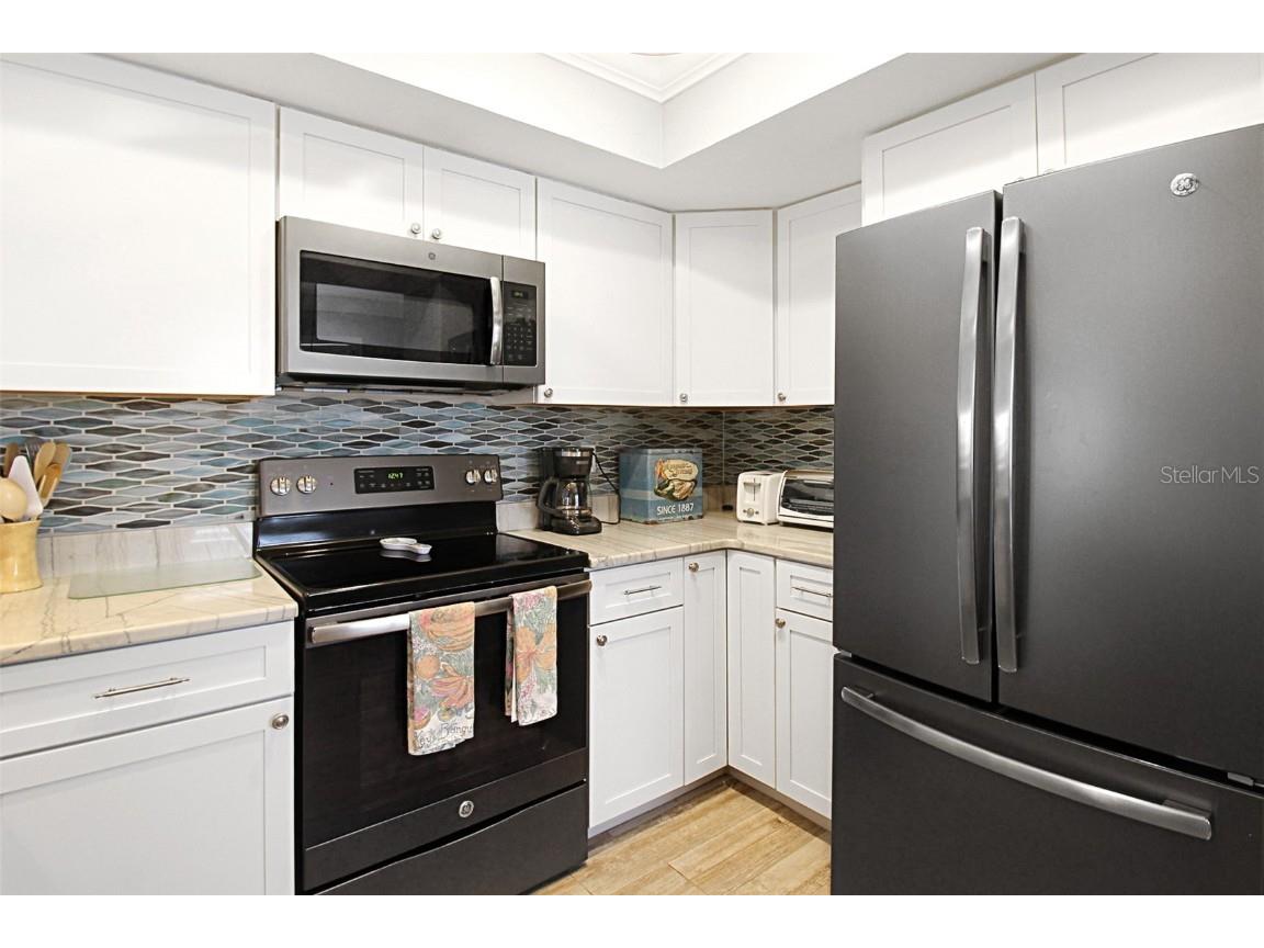 1339 Siesta Bayside Drive #1339-C Sarasota FL 34242 A4592996 image10