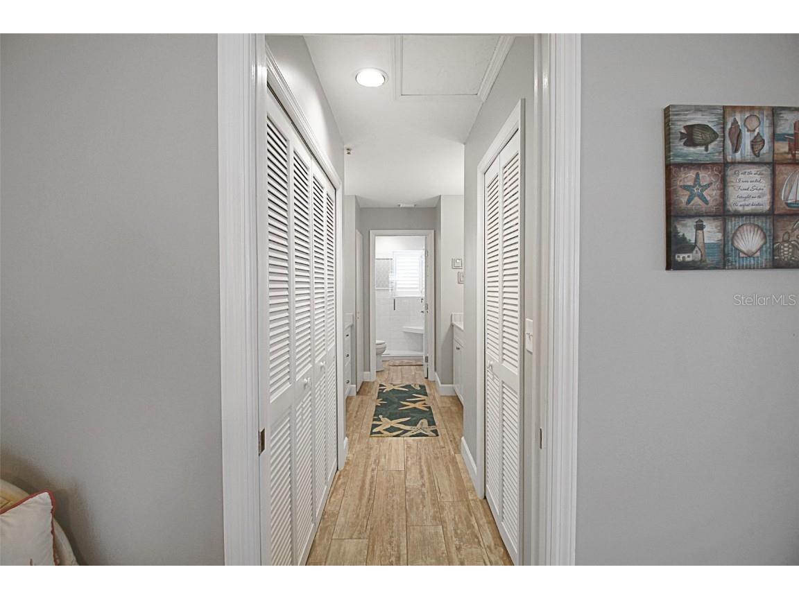 1339 Siesta Bayside Drive #1339-C Sarasota FL 34242 A4592996 image25