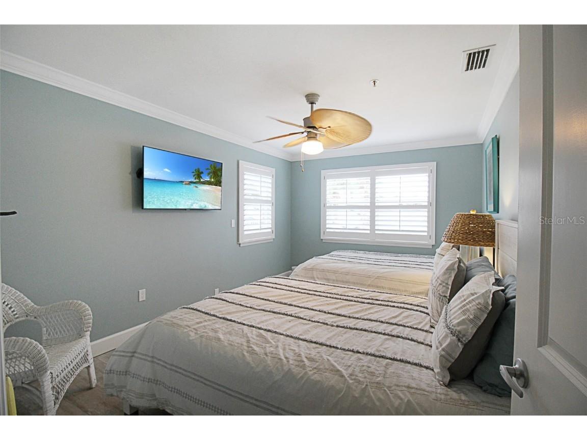 1339 Siesta Bayside Drive #1339-C Sarasota FL 34242 A4592996 image32