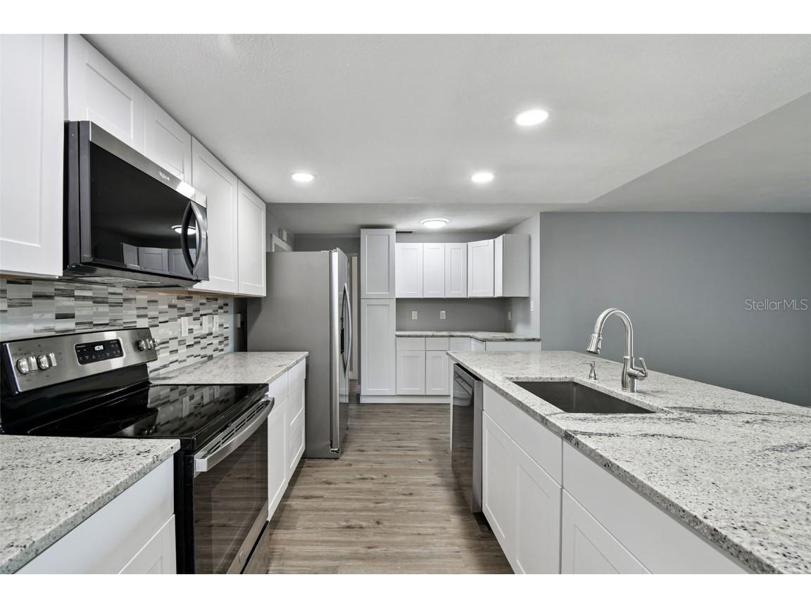 1339 Summerlin Drive Clearwater FL 33764 TB8441672 image18