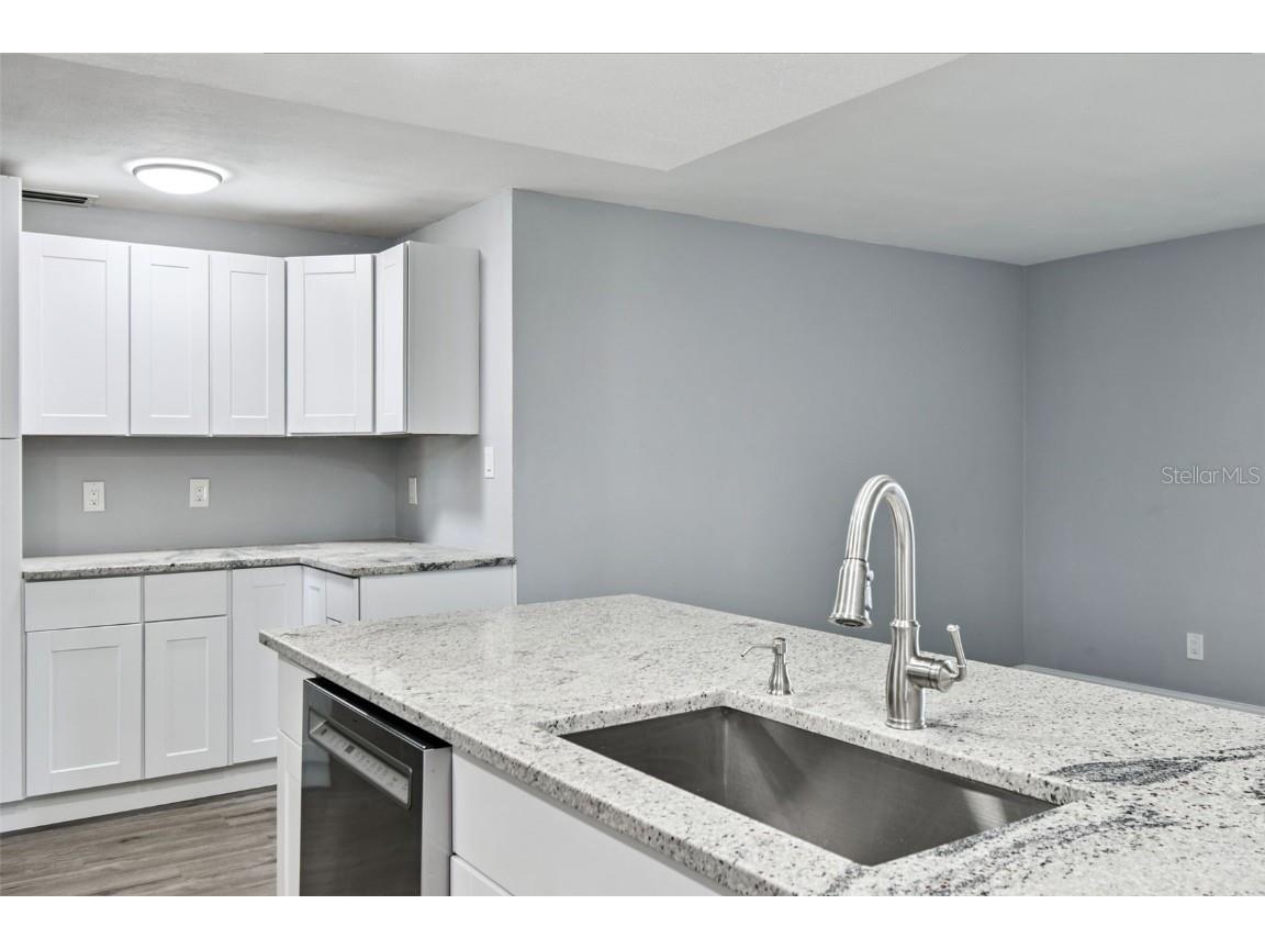 1339 Summerlin Drive Clearwater FL 33764 TB8441672 image19