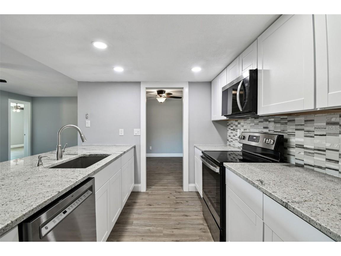 1339 Summerlin Drive Clearwater FL 33764 TB8441672 image22