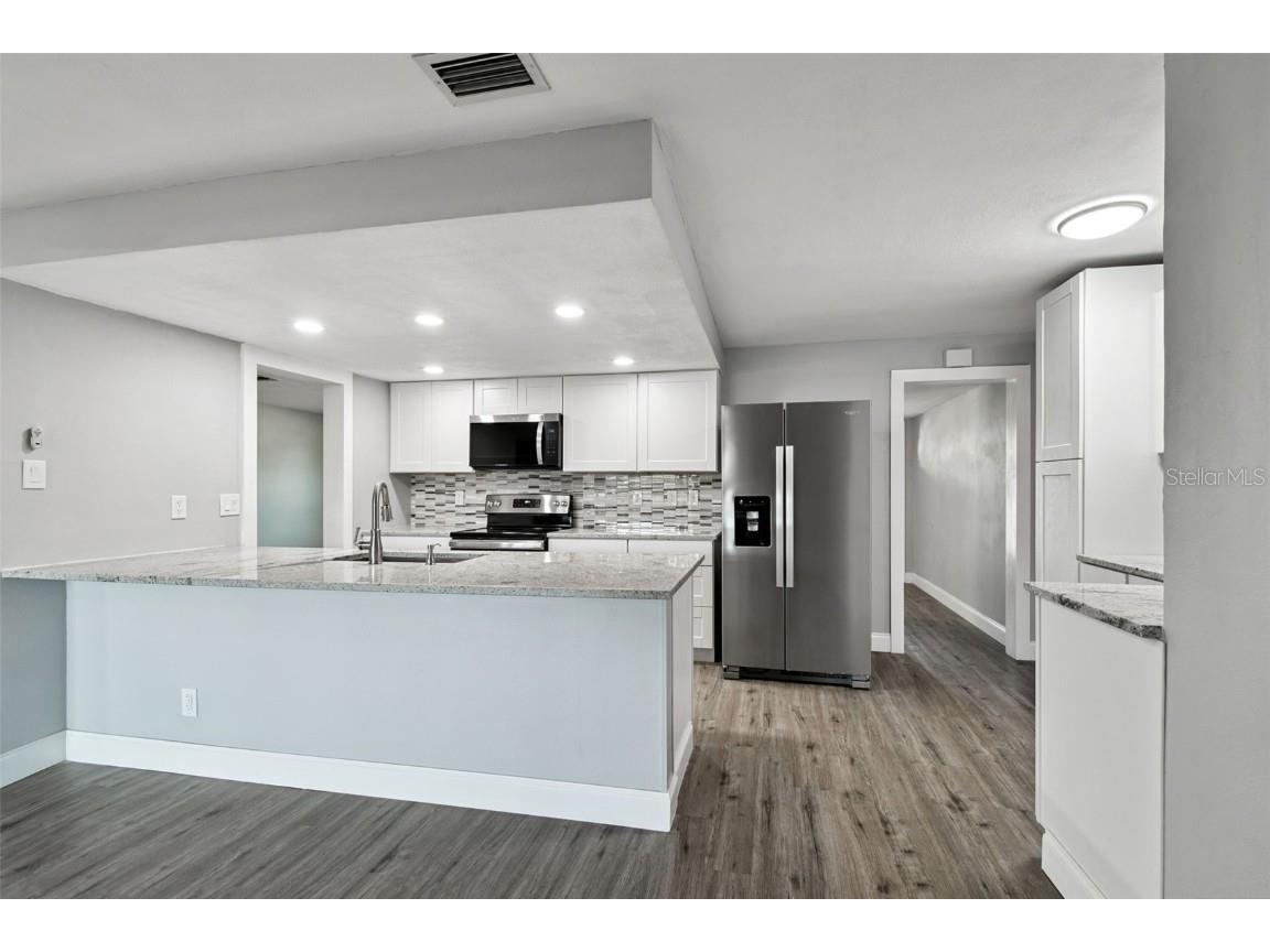 1339 Summerlin Drive Clearwater FL 33764 TB8441672 image24