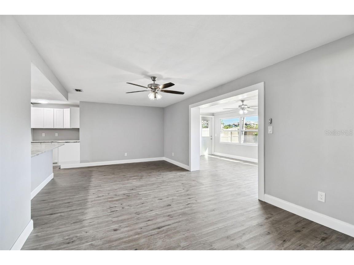 1339 Summerlin Drive Clearwater FL 33764 TB8441672 image30