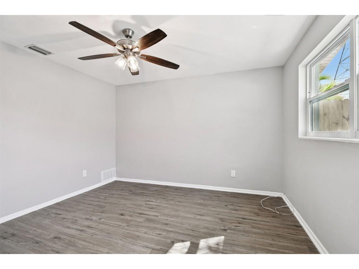 1339 Summerlin Drive Clearwater FL 33764 TB8441672 image46