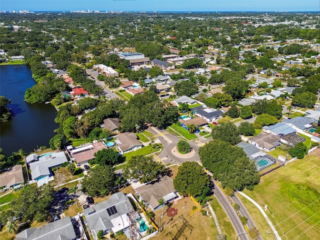 1339 Summerlin Drive Clearwater FL 33764 TB8441672 image68