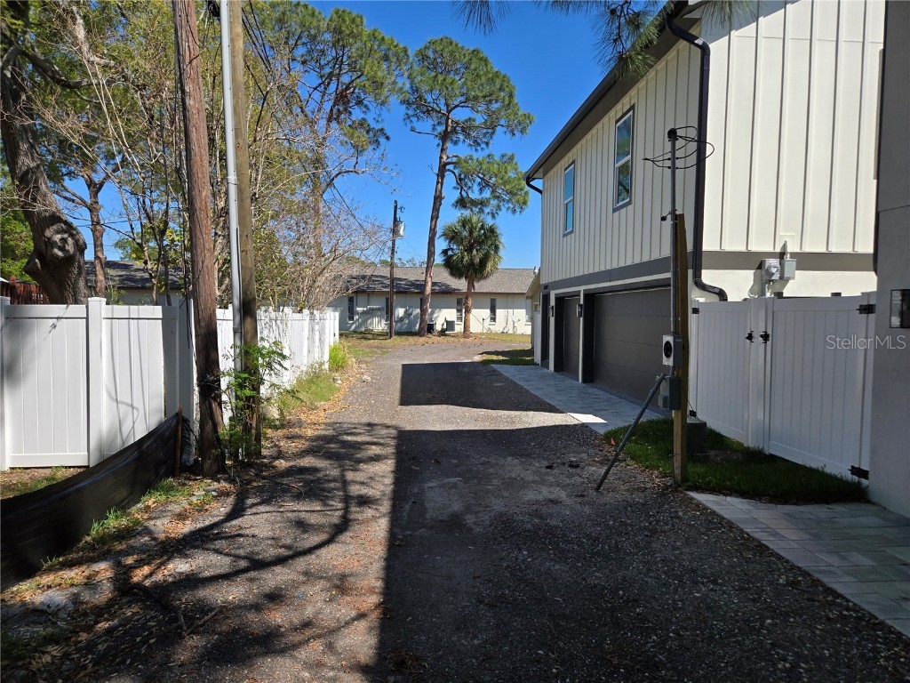 134 49th Avenue N Saint Petersburg FL 33703 TB8361329 image5