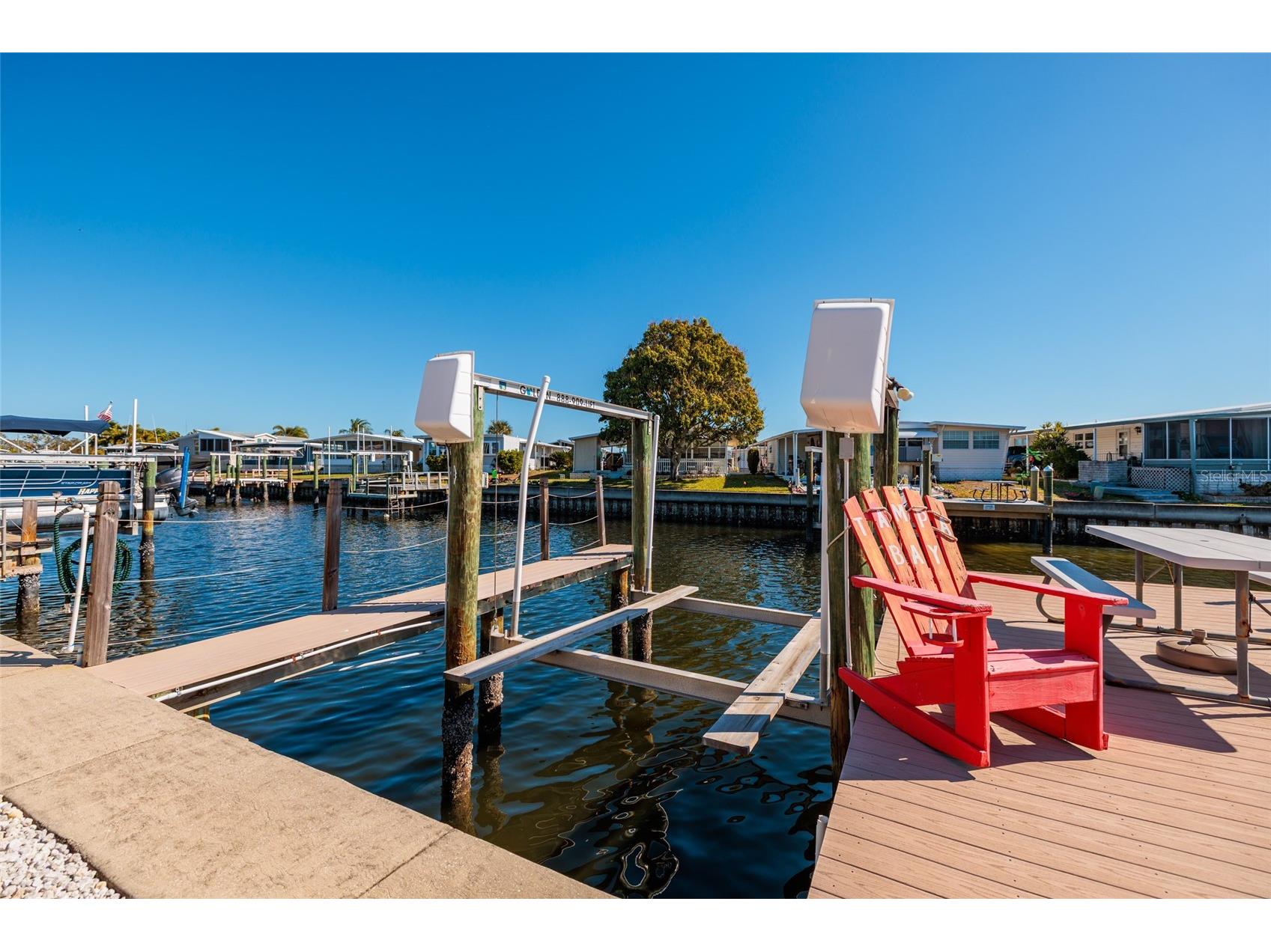 134 Americana Court NE #216 Saint Petersburg FL 33702 - TAMPA BAY TB8474949 image1