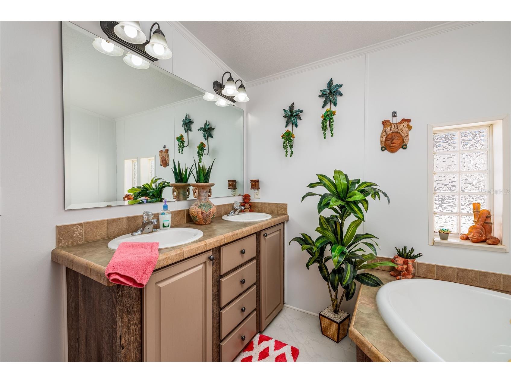 134 Americana Court NE #216 Saint Petersburg FL 33702 - TAMPA BAY TB8474949 image18