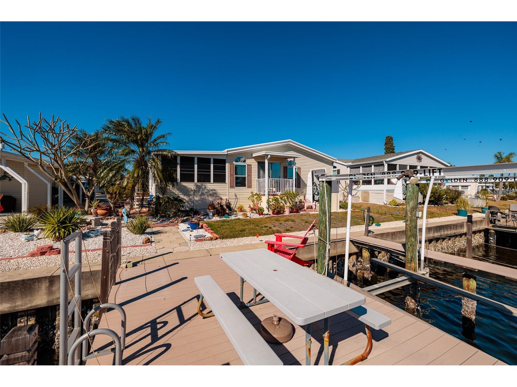 134 Americana Court NE #216 Saint Petersburg FL 33702 - TAMPA BAY TB8474949 image24