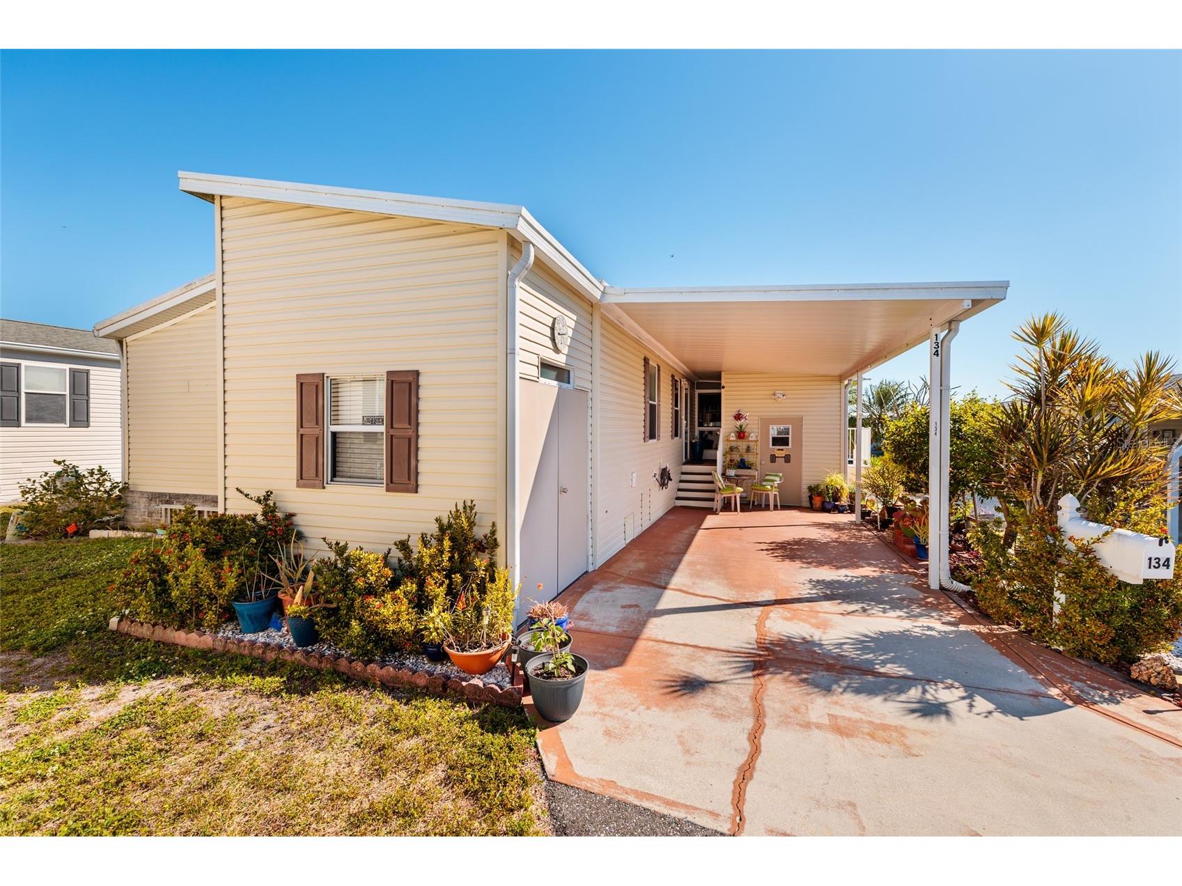 134 Americana Court NE #216 Saint Petersburg FL 33702 - TAMPA BAY TB8474949 image7