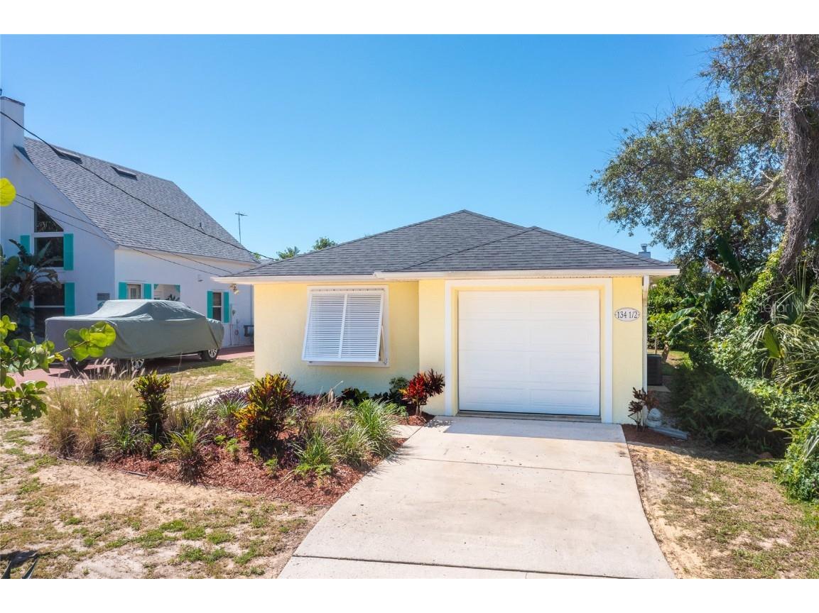 134 Avalon Drive #A Ormond Beach FL 32176 V4936430 image1