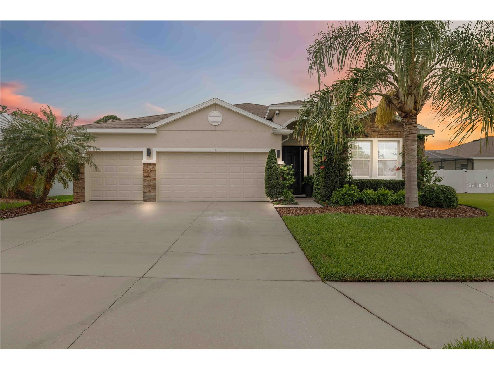 134 Brilliant Bloom Court Bradenton FL 34212 A4686375 image1