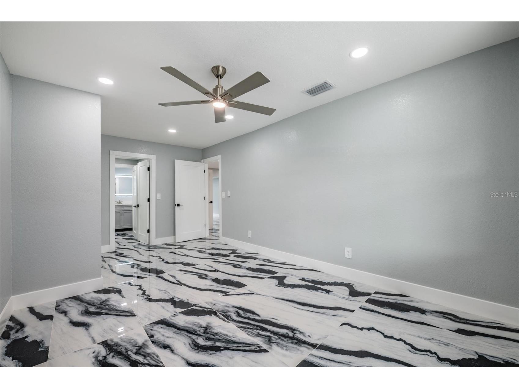 134 Emerald Lane Largo FL 33771 TB8508651 image16
