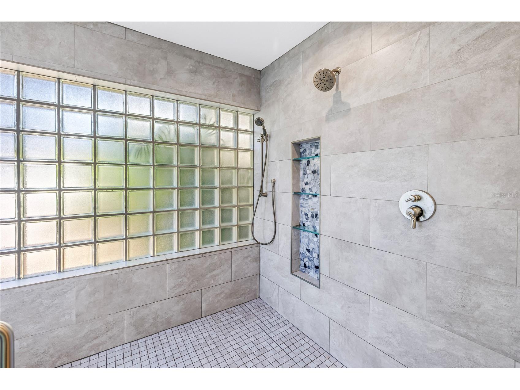 134 Riviera Way NE Saint Petersburg FL 33704 TB8470772 image26