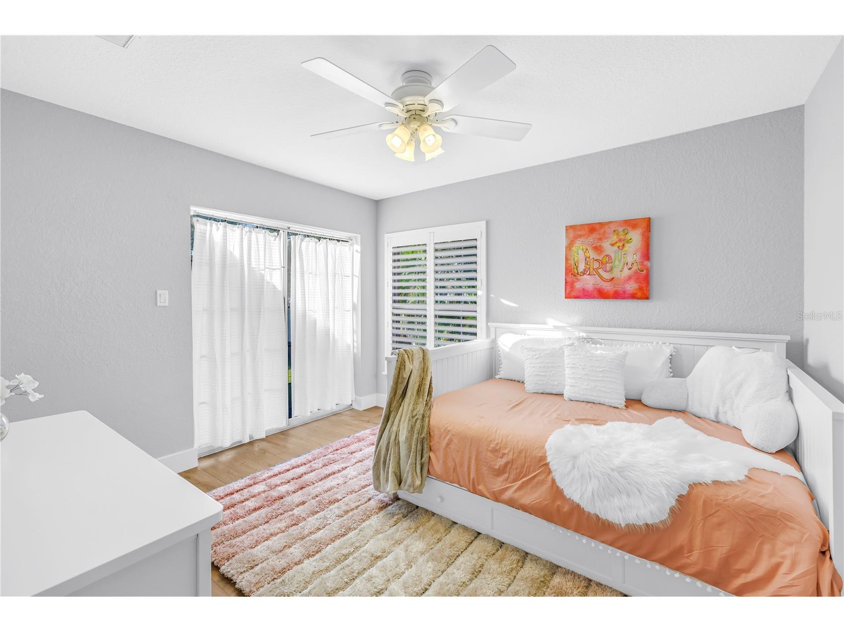 134 Riviera Way NE Saint Petersburg FL 33704 TB8470772 image28