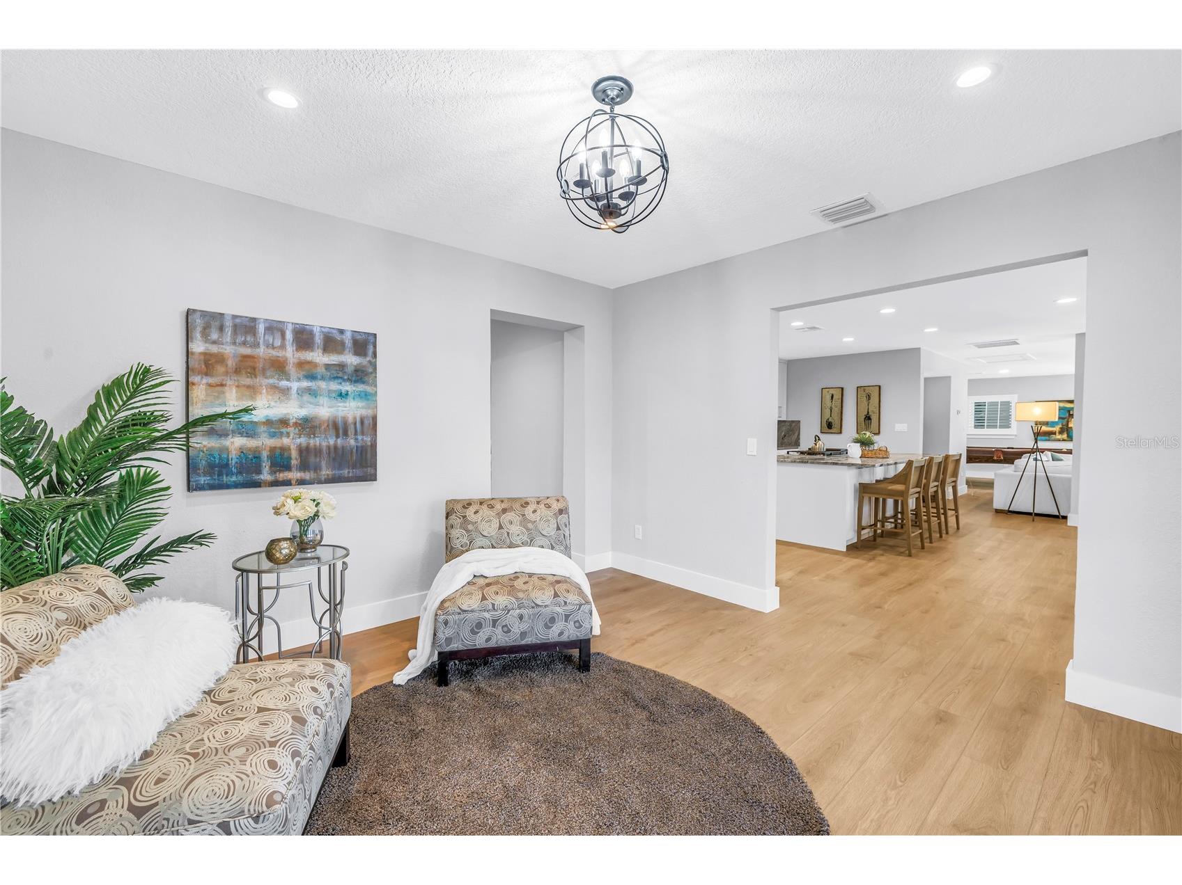 134 Riviera Way NE Saint Petersburg FL 33704 TB8470772 image6