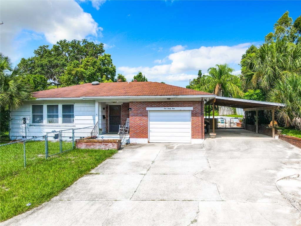 134 S Julia Avenue Deland FL 32720 V4937829 image1