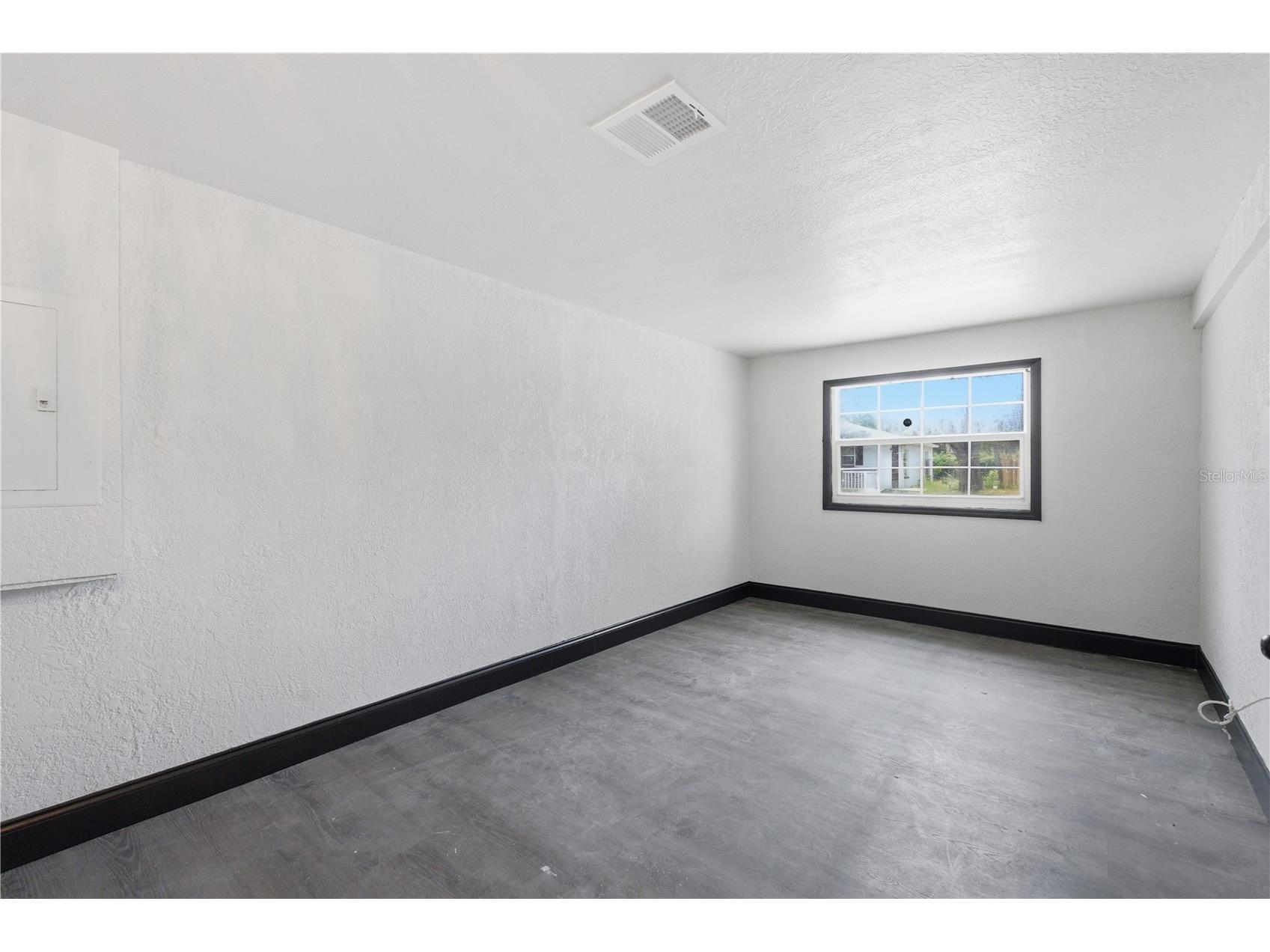 1340 13th Avenue S Saint Petersburg FL 33713 TB8521125 image14