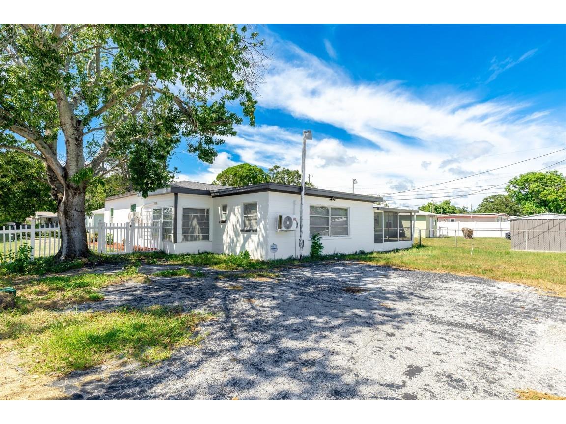 1340 46th Street S Saint Petersburg FL 33711 A4666749 image16