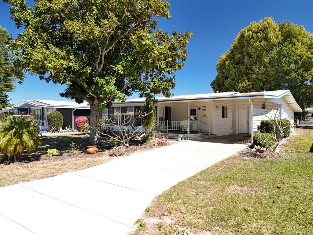 1340 Elkhart Circle Tavares FL 32778 - Lake Frances G5094083 image1