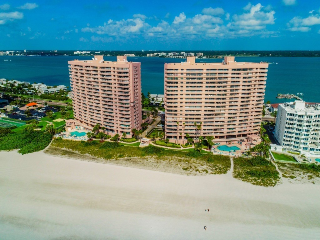 1340 Gulf Boulevard #3A Clearwater Beach FL 33767 - GULF OF MEXICO U8240203 image1