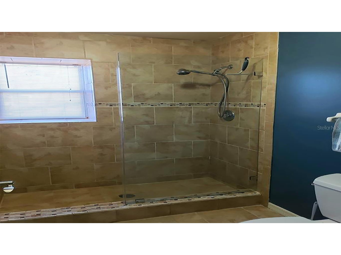 1340 Siesta Bayside Drive #1340-C Sarasota FL 34242 A4591706 image23