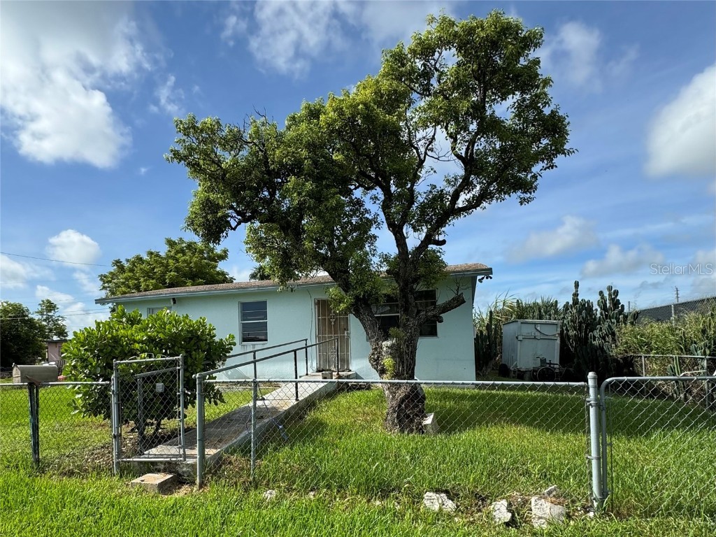 1340 SW Avenue C Place Belle Glade FL 33430 O6234933 image1