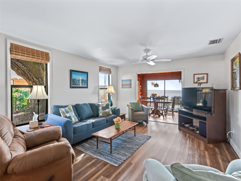 13400 SE 124th Place Ocklawaha FL 32179 - LAKE WEIR OM715672 image7