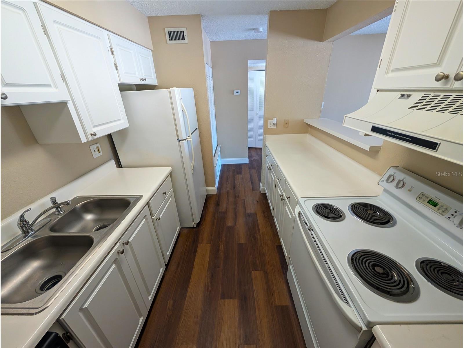 13401 Arbor Pointe Circle #201 Tampa FL 33617 O6422988 image9