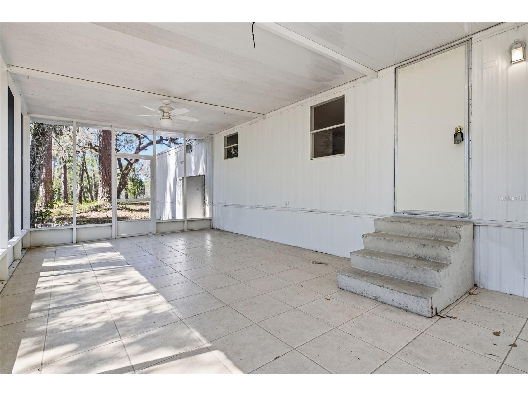 13401 Palm Drive Astatula FL 34705 - LITTLE LAKE HARRIS G5109339 image37