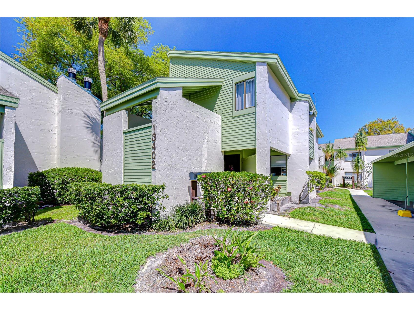 13402 Pine Lake Way #202B Tampa FL 33618 TB8485179 image1