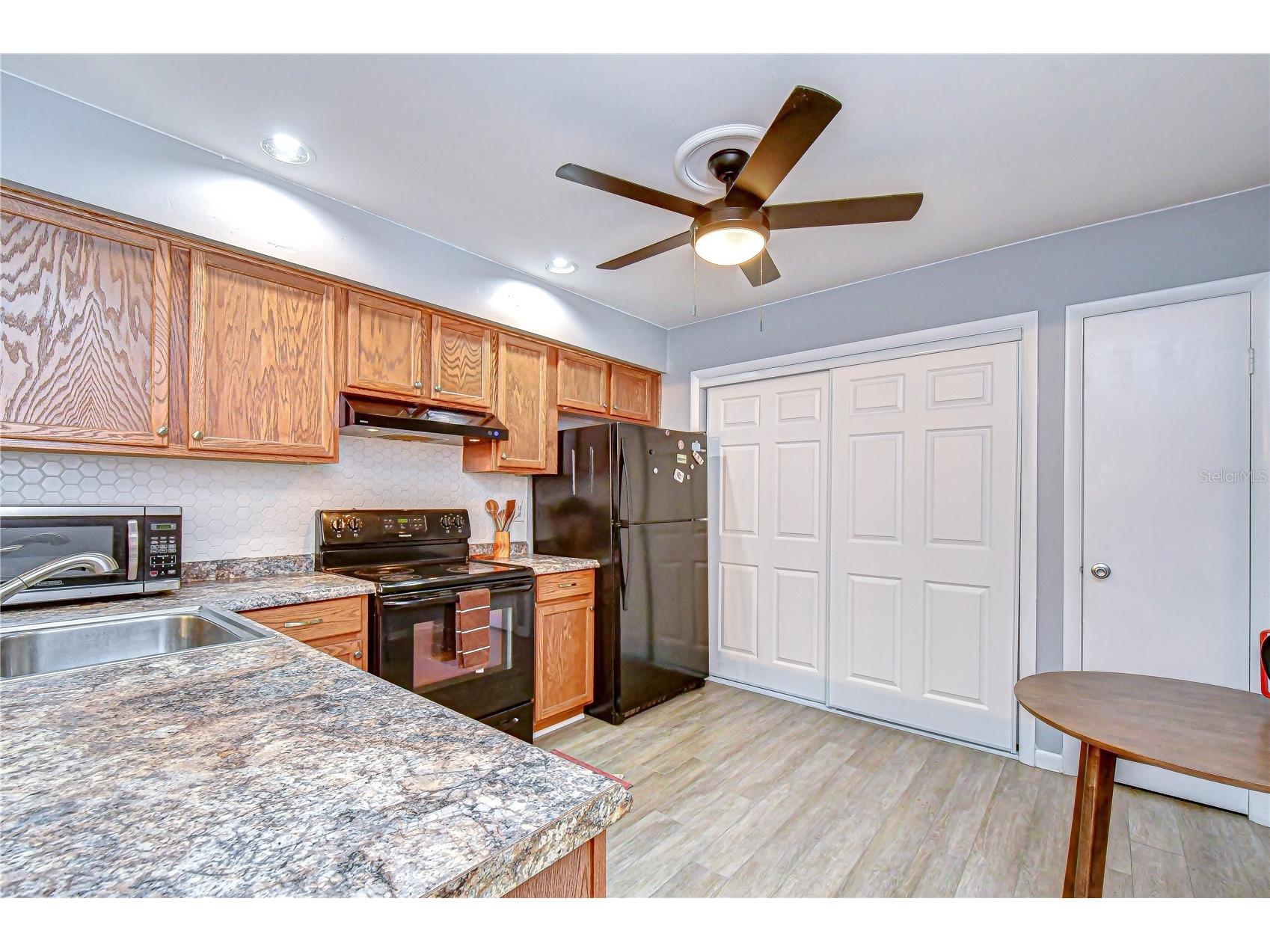 13402 Pine Lake Way #202B Tampa FL 33618 TB8485179 image19