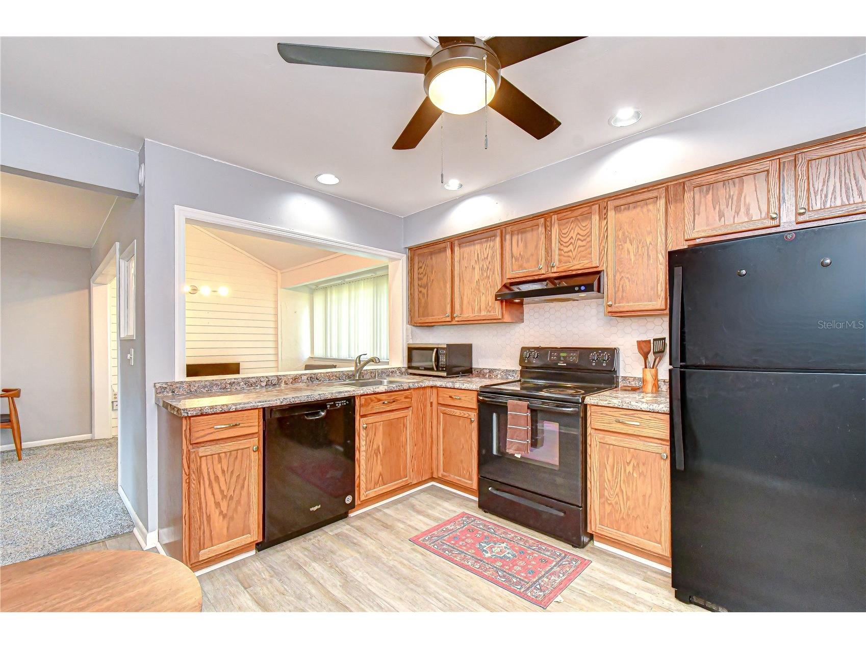 13402 Pine Lake Way #202B Tampa FL 33618 TB8485179 image21